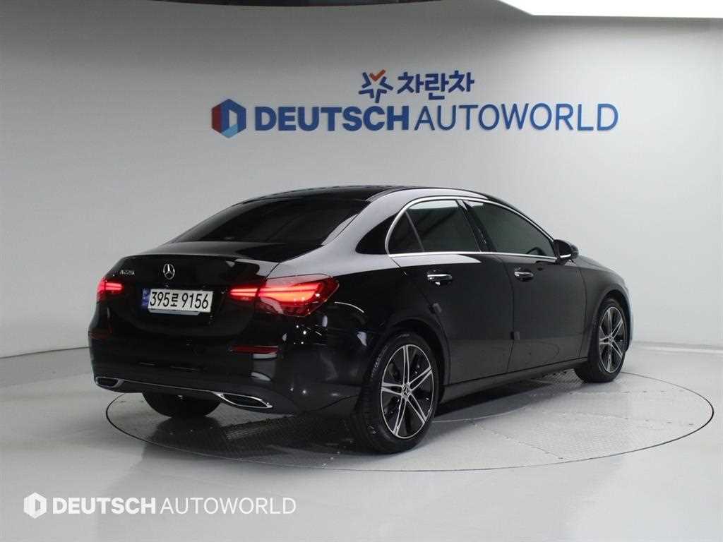 Mercedes Benz A Class - Vista 2