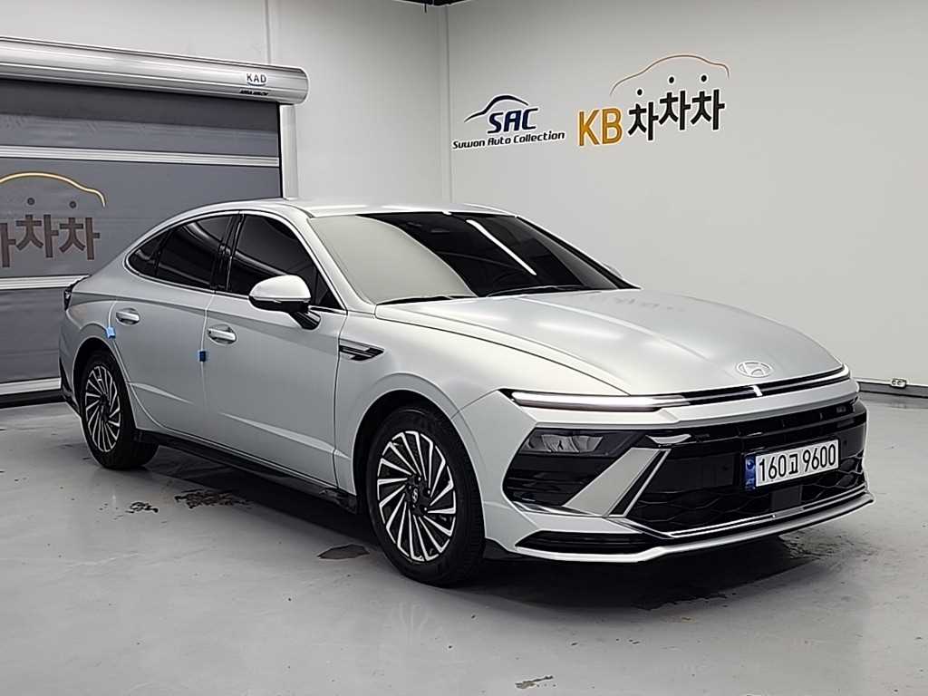 HYUNDAI Sonata - Vista 4