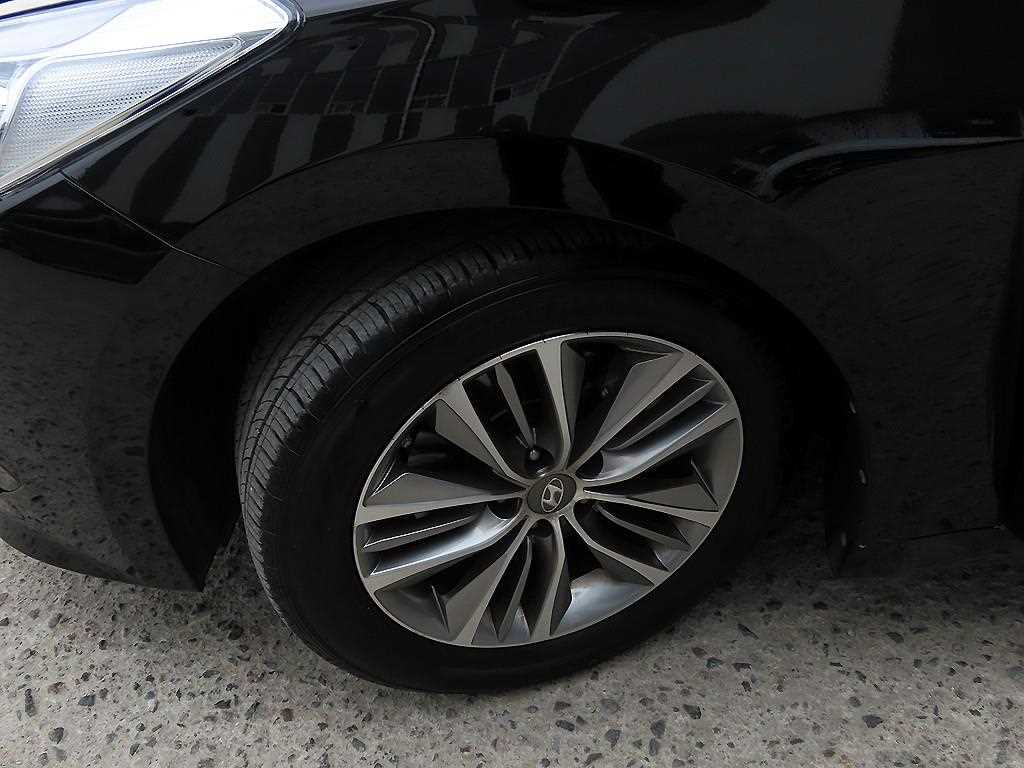 HYUNDAI Grandeur 2016 Negro - Importación desde Corea - HF Imports Iquique - Foto 20