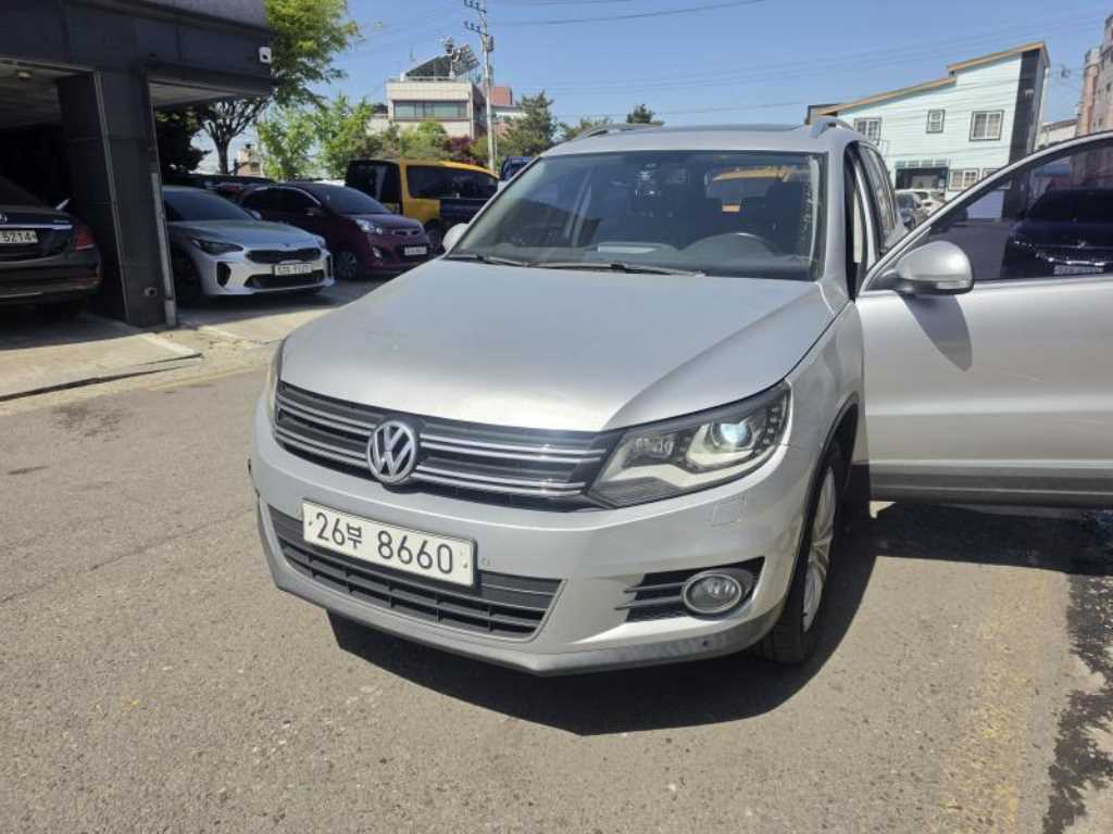 Volkswagen Tiguan 2013 Gris - Importación desde Corea - HF Imports Iquique - Foto 1