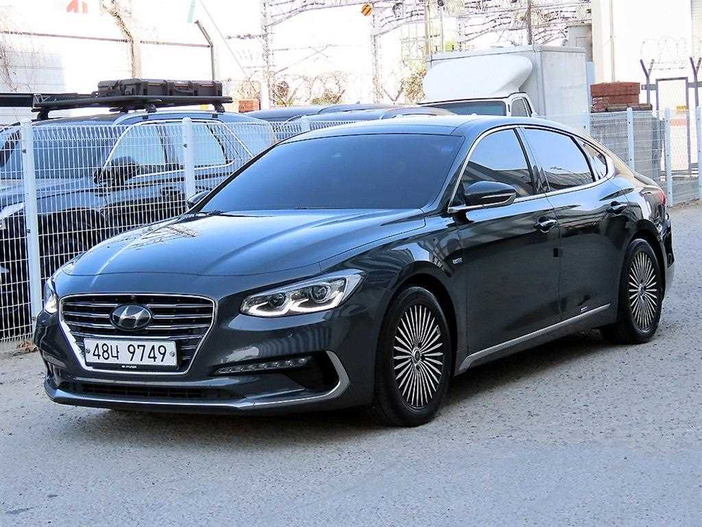 HYUNDAI Grandeur - Vista 2