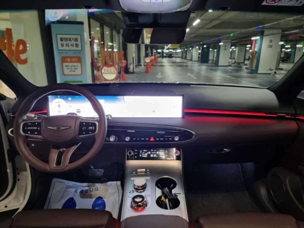 Genesis GV70 - Vista 12