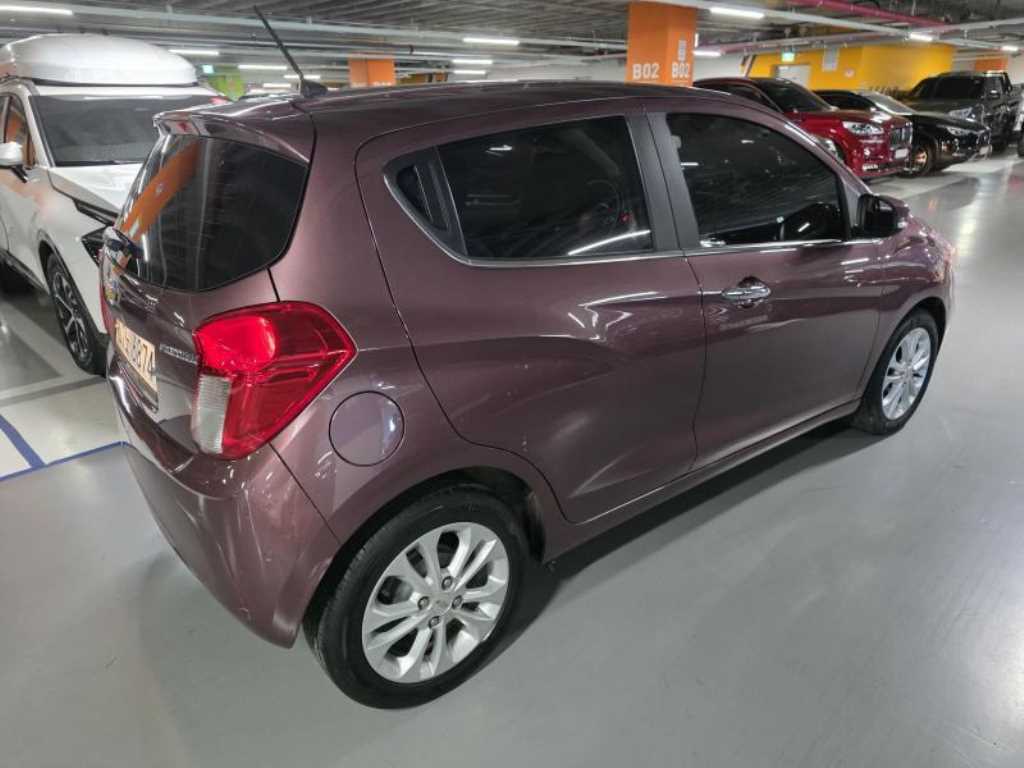 Chevrolet Spark - Vista 4