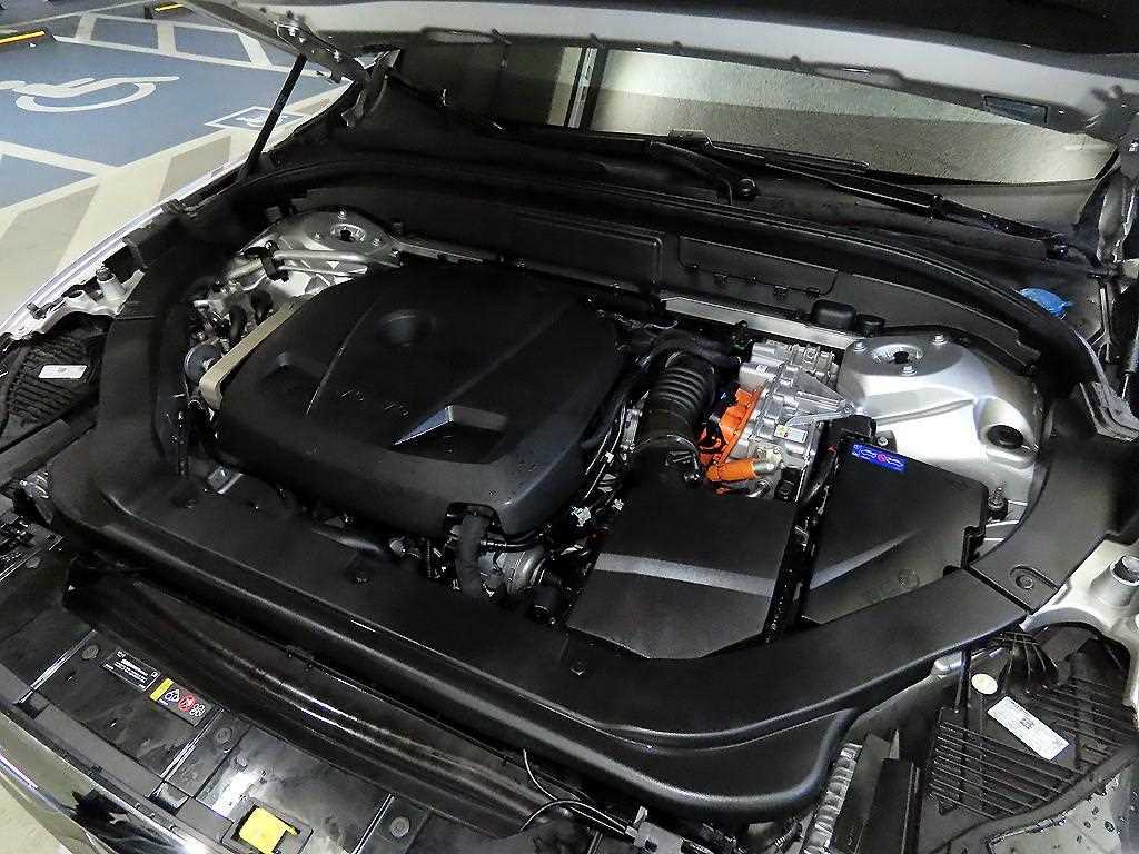 Volvo XC60 2020 Gris - Importación desde Corea - HF Imports Iquique - Foto 19