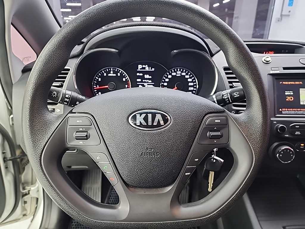 KIA K3 - Vista 9