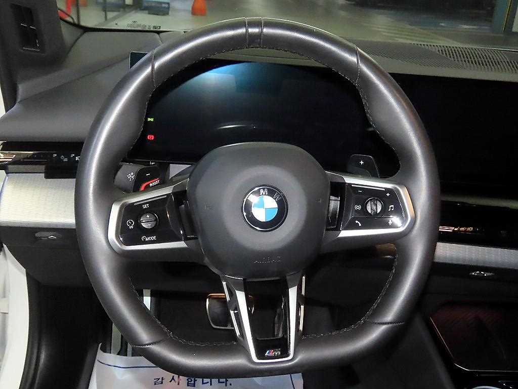 BMW 5 Series - Vista 8