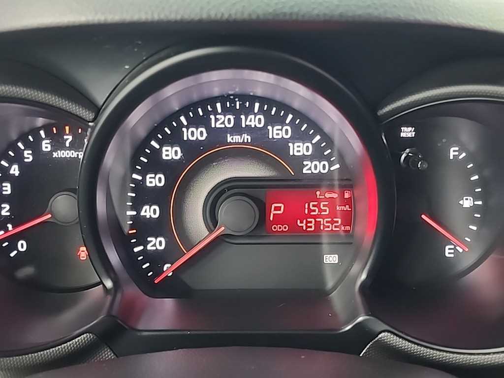 KIA Ray - Vista 6