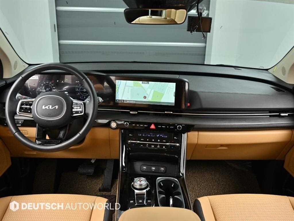 KIA Carnival - Vista 7