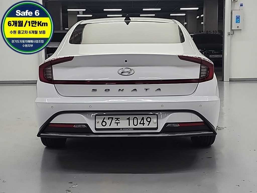 HYUNDAI Sonata - Vista 3