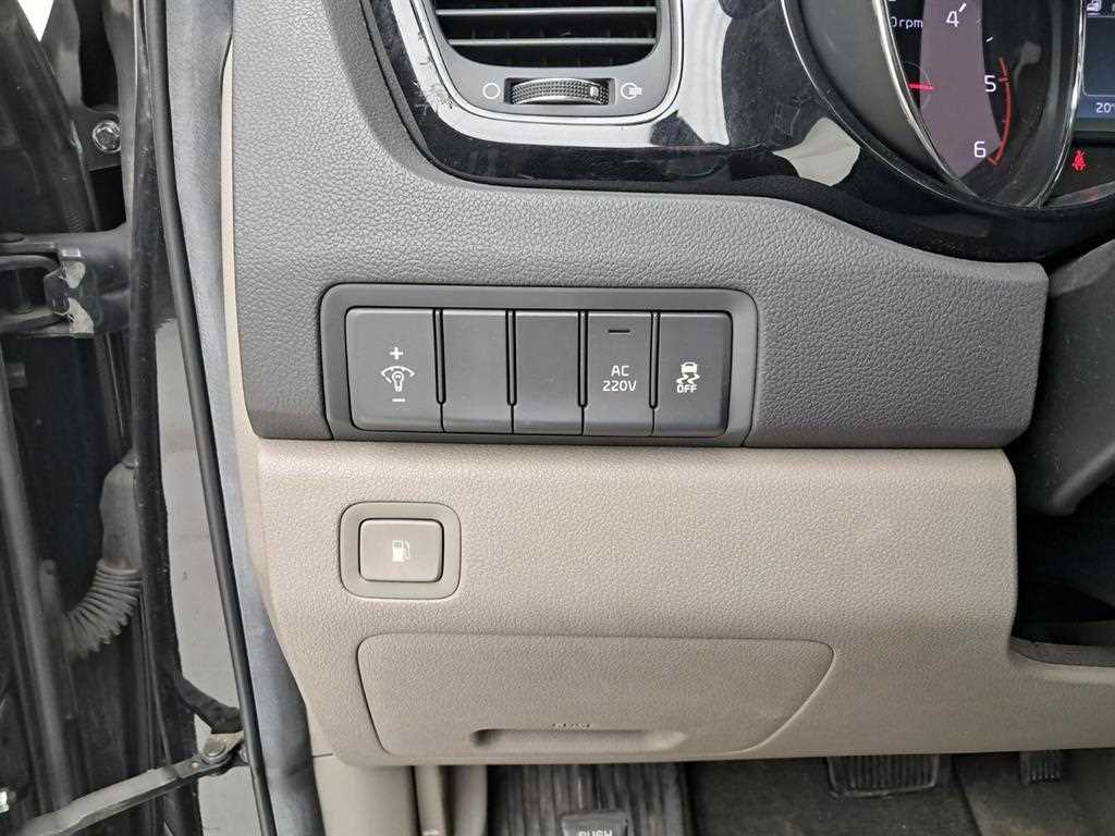 KIA Carnival 2016 Negro - Importación desde Corea - HF Imports Iquique - Foto 13