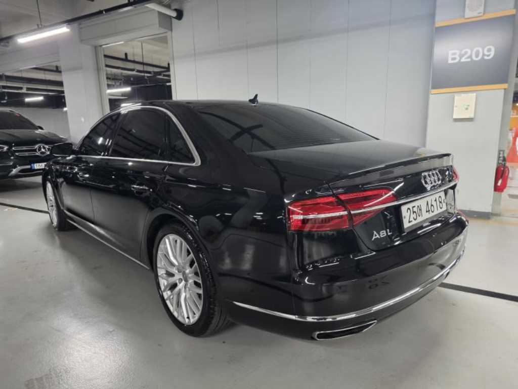 Audi A8 - Vista 6