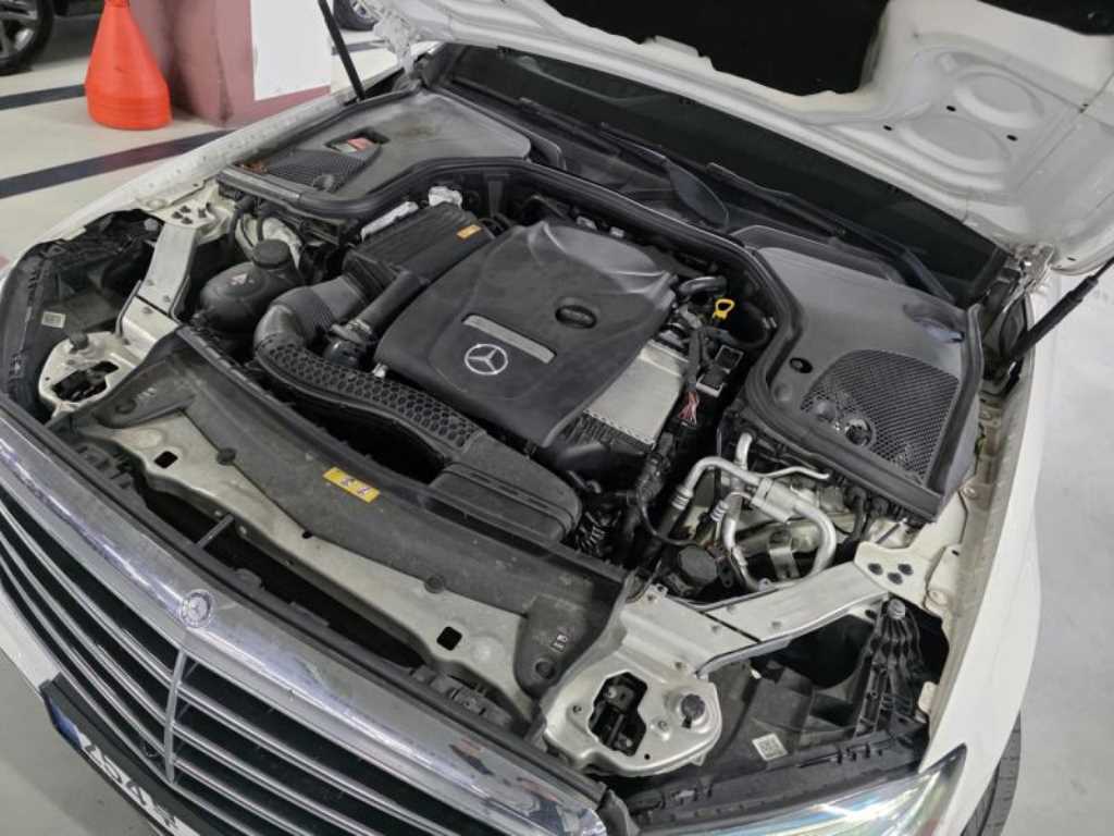 Mercedes Benz E class 2017 Blanco - Importación desde Corea - HF Imports Iquique - Foto 20