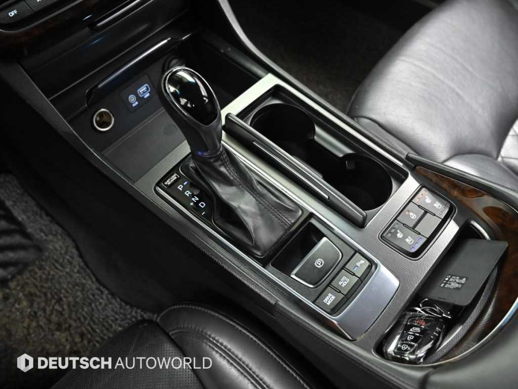 HYUNDAI Aslan - Vista 9