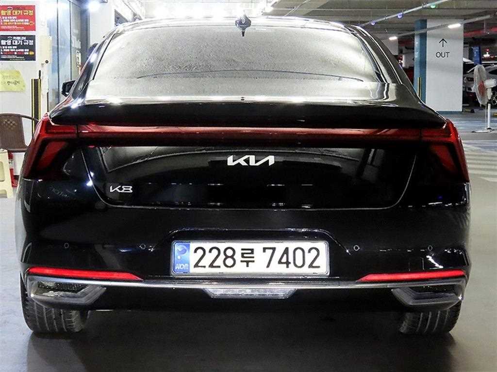 KIA K8 - Vista 5
