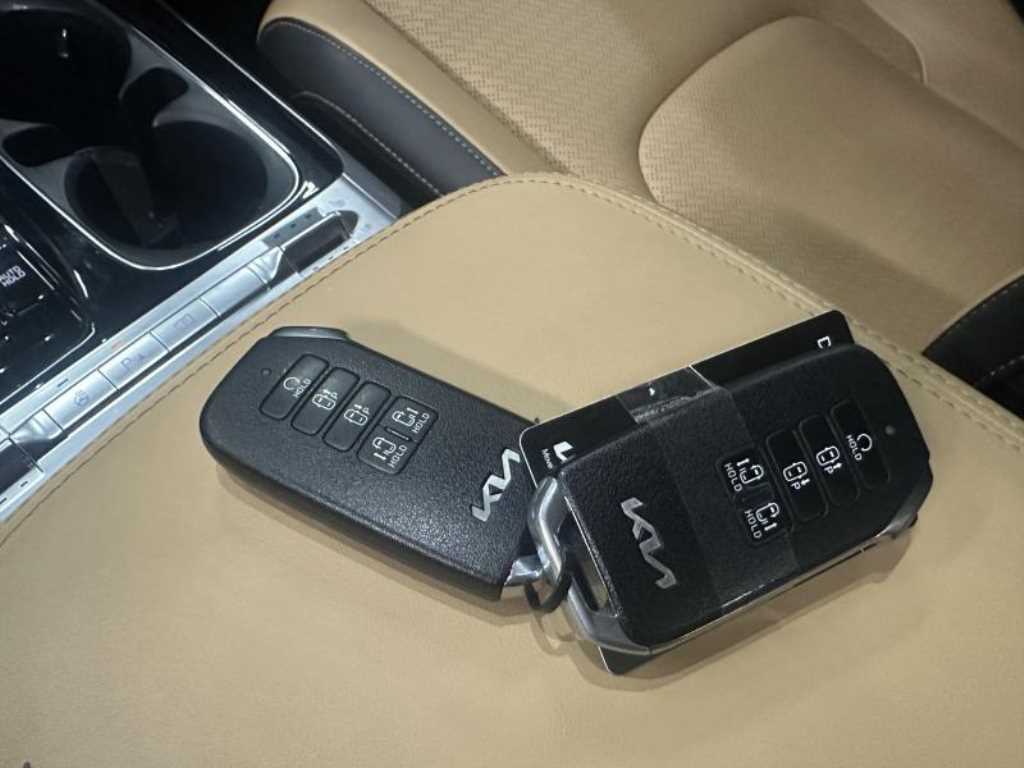 KIA Carnival 2023 Negro - Importación desde Corea - HF Imports Iquique - Foto 14