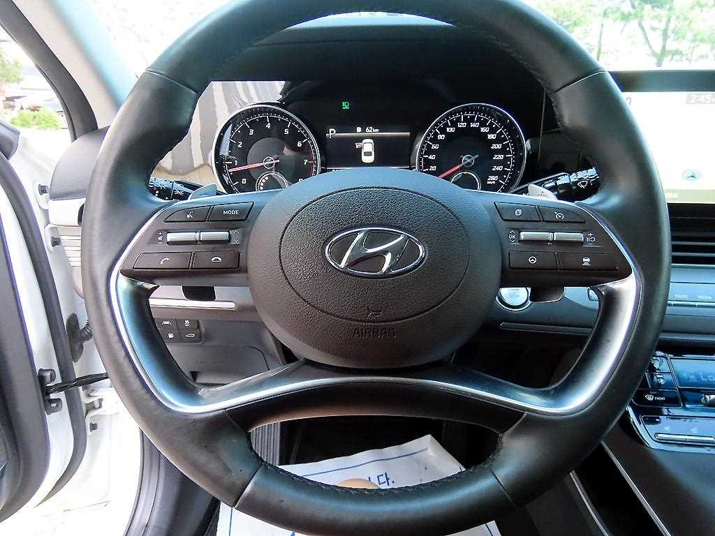 HYUNDAI Grandeur - Vista 8