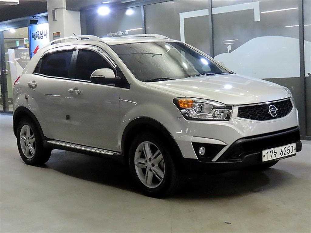 Ssangyong Korando 2015 Blanco - Importación desde Corea - HF Imports Iquique - Foto 1