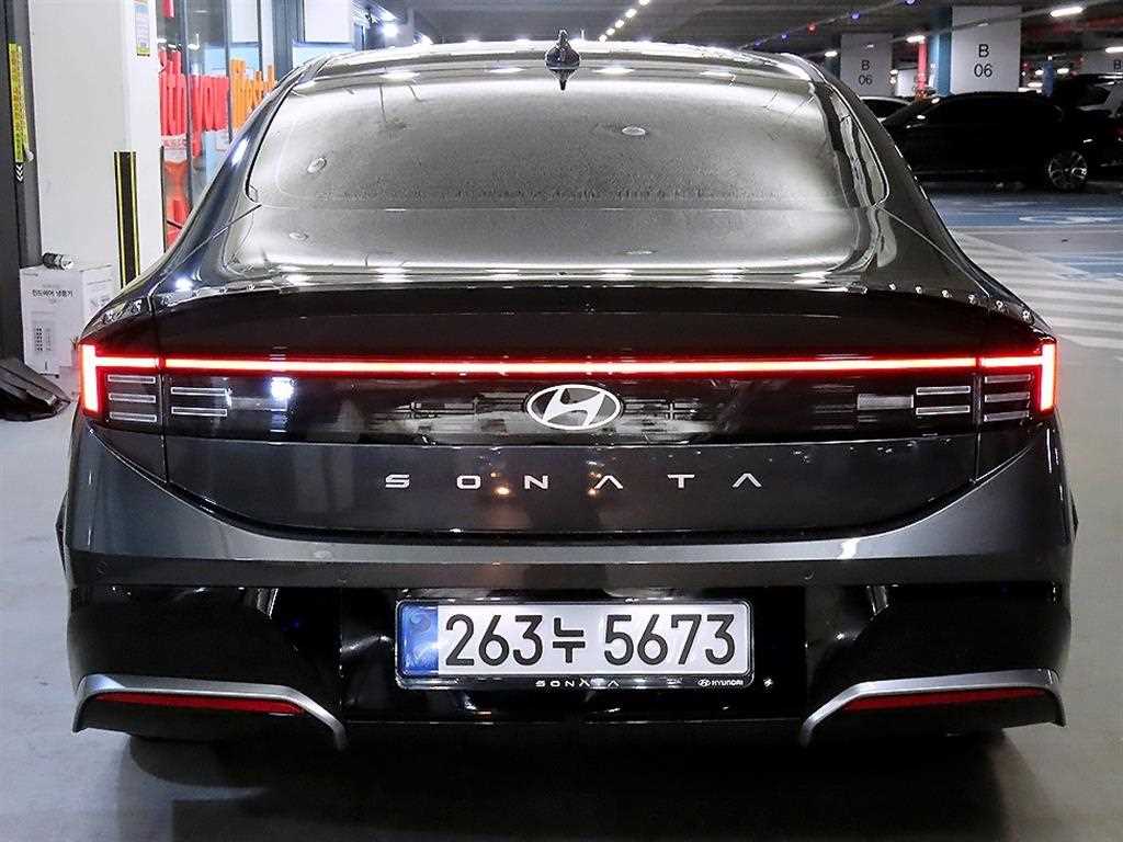 HYUNDAI Sonata - Vista 5