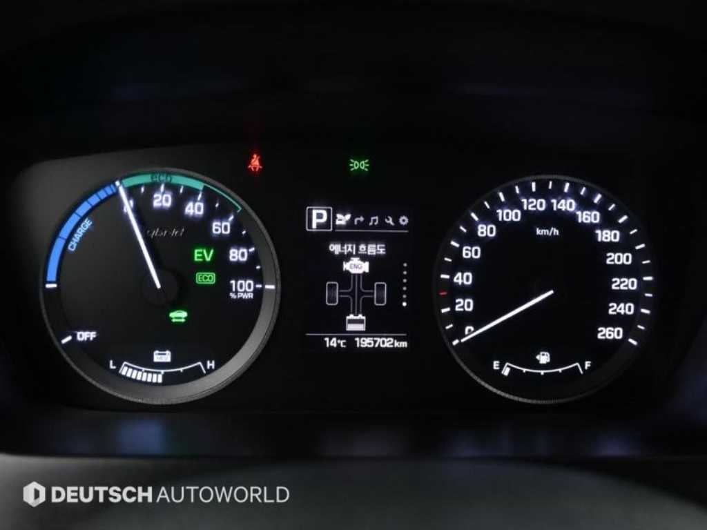 HYUNDAI Sonata - Vista 8