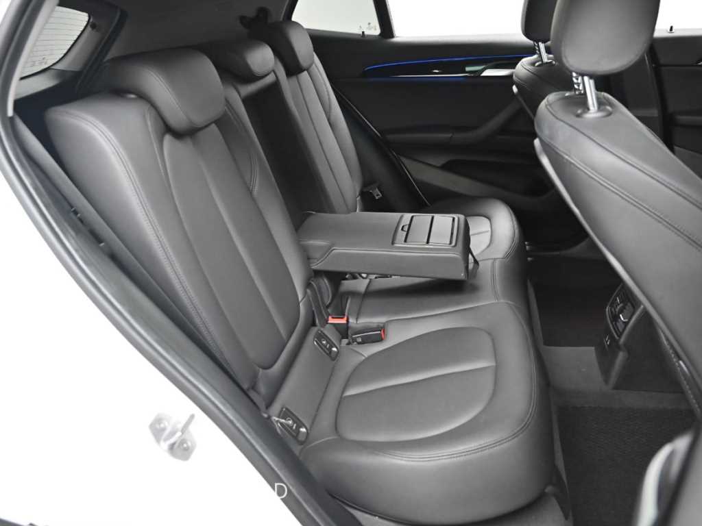 BMW X2 - Vista 12