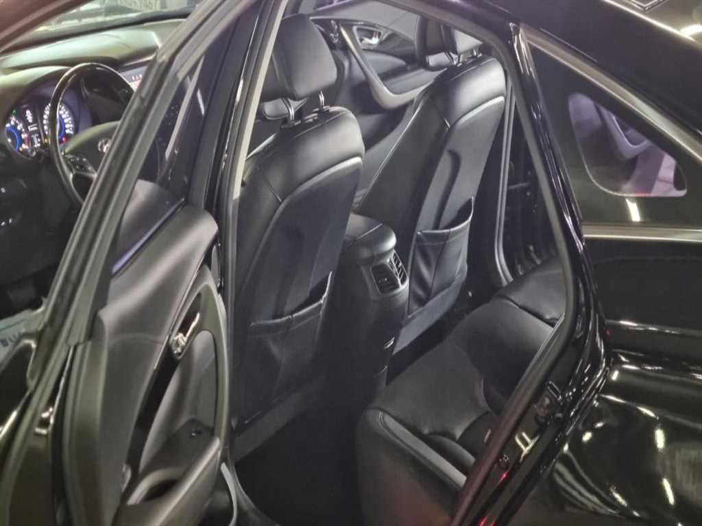HYUNDAI Grandeur - Vista 8