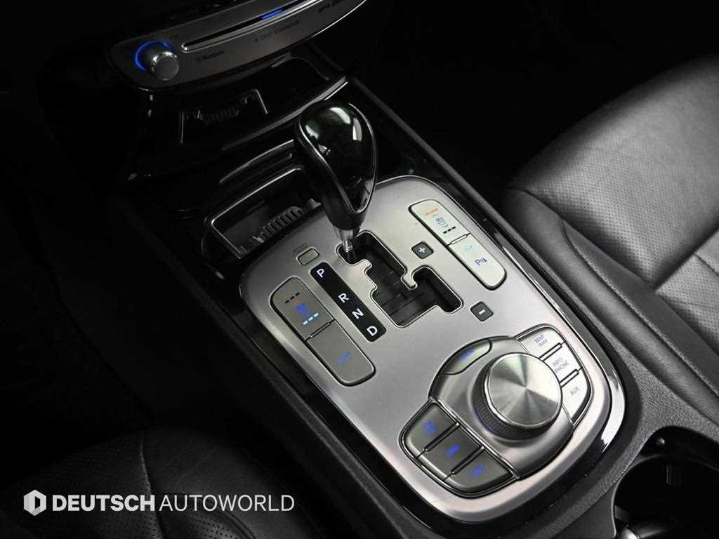 HYUNDAI Genesis - Vista 9