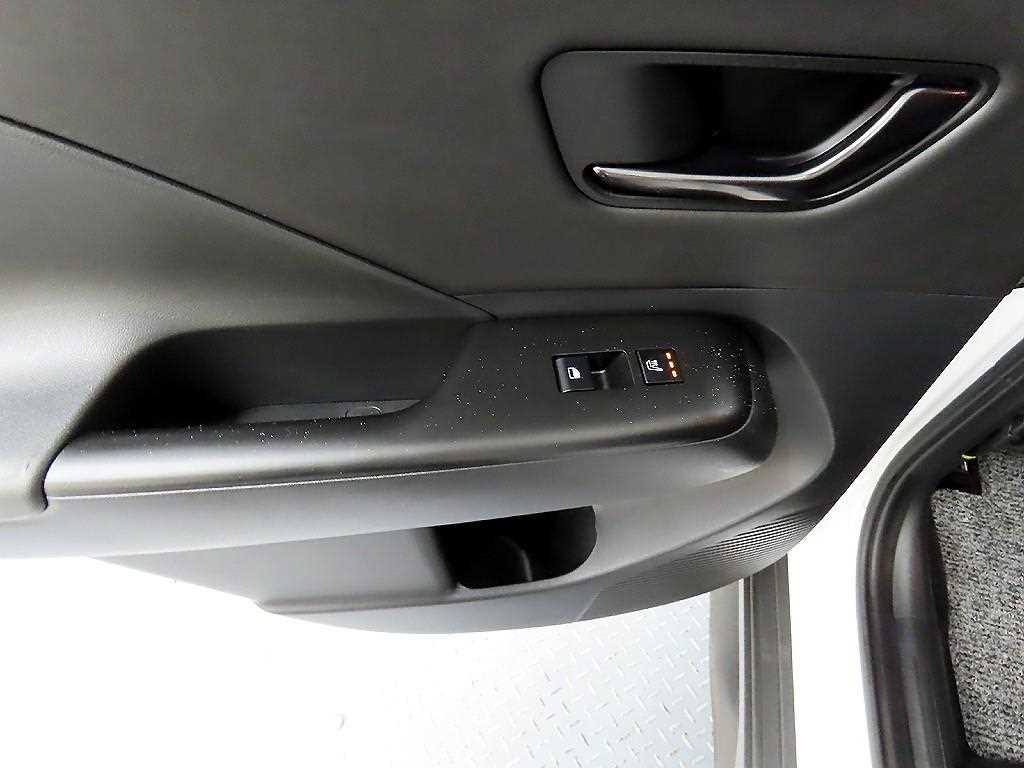 HYUNDAI Kona - Vista 12