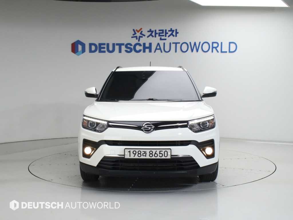 Ssangyong Tivoli 2021 Blanco - Importación desde Corea - HF Imports Iquique - Foto 1