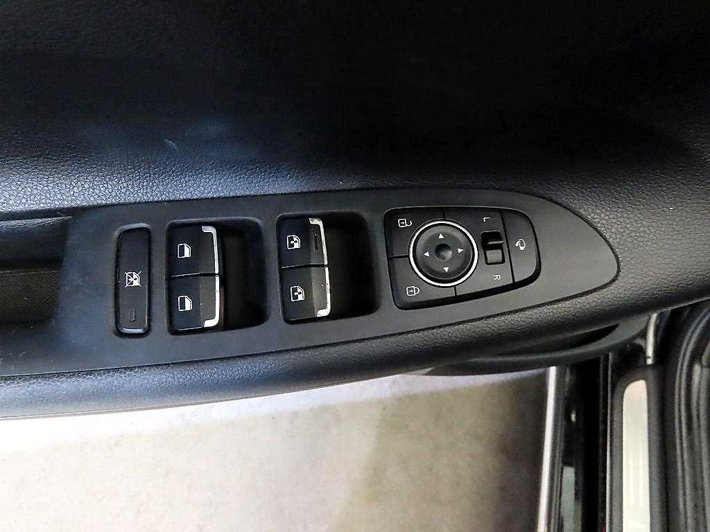HYUNDAI Grandeur 2018 Negro - Importación desde Corea - HF Imports Iquique - Foto 13
