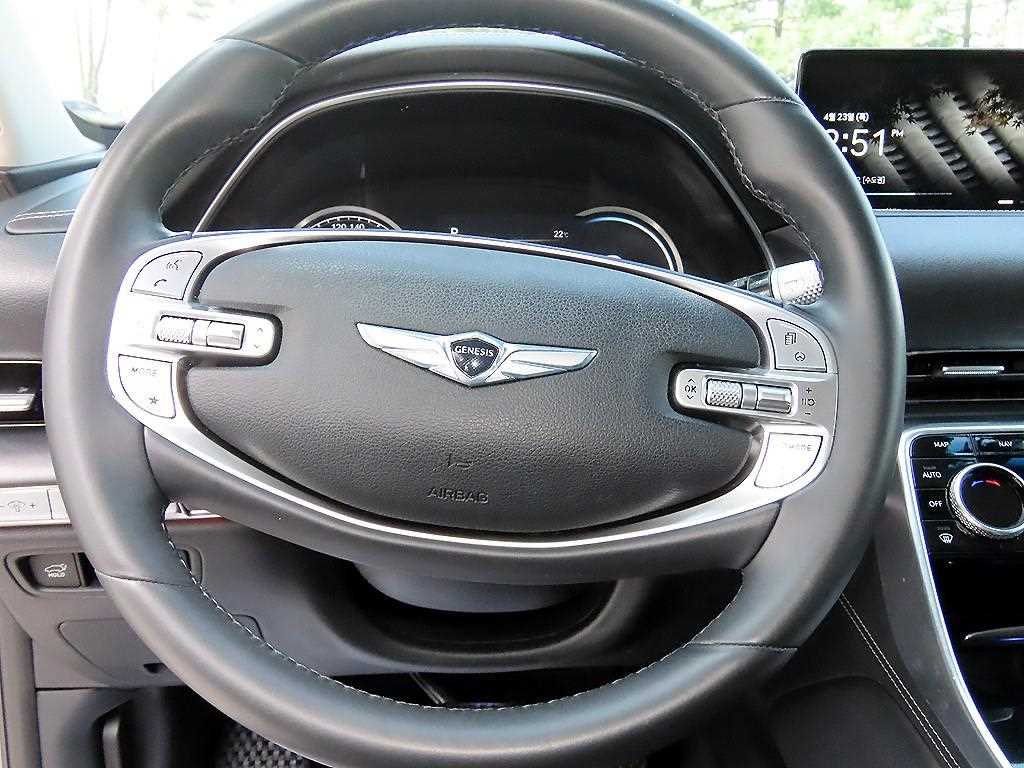 Genesis GV80 - Vista 9