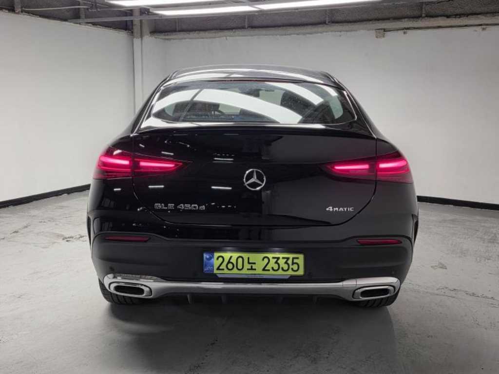 Mercedes Benz GLE Class - Vista 4