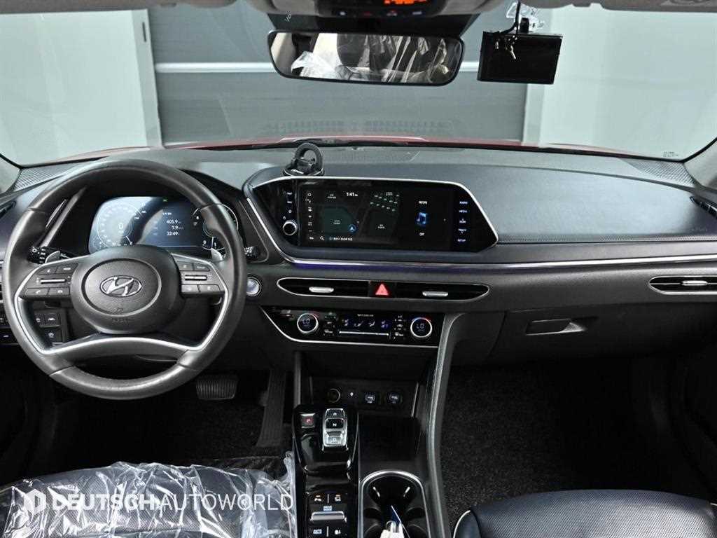 HYUNDAI Sonata - Vista 7