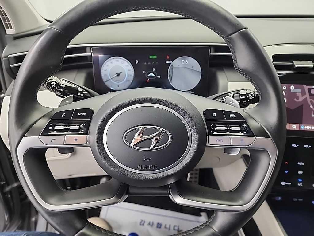 HYUNDAI Tucson - Vista 9