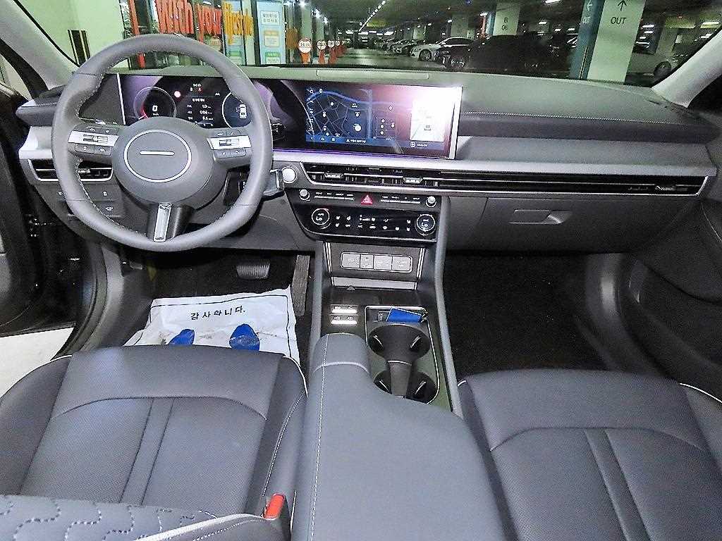 HYUNDAI Sonata - Vista 10
