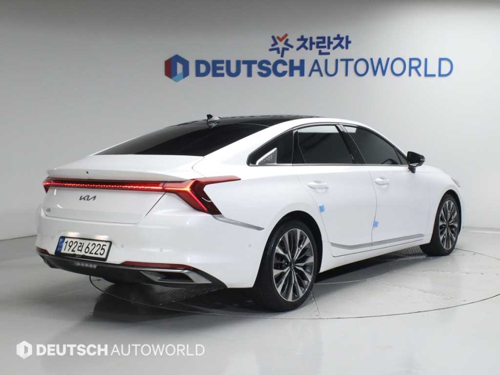 KIA K8 - Vista 2
