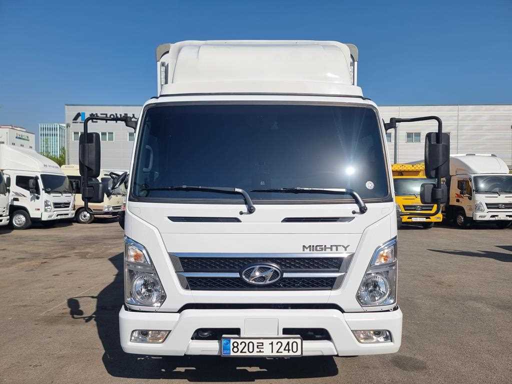 medium and large cargo truck - Vista 2