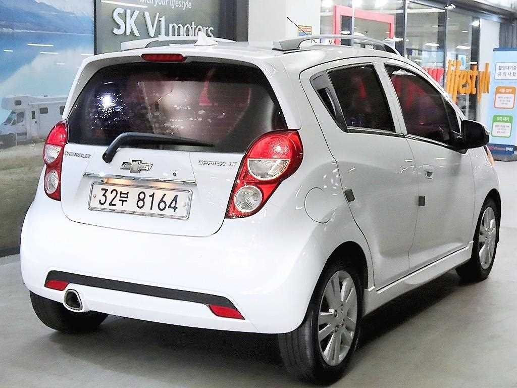 Chevrolet Spark - Vista 4
