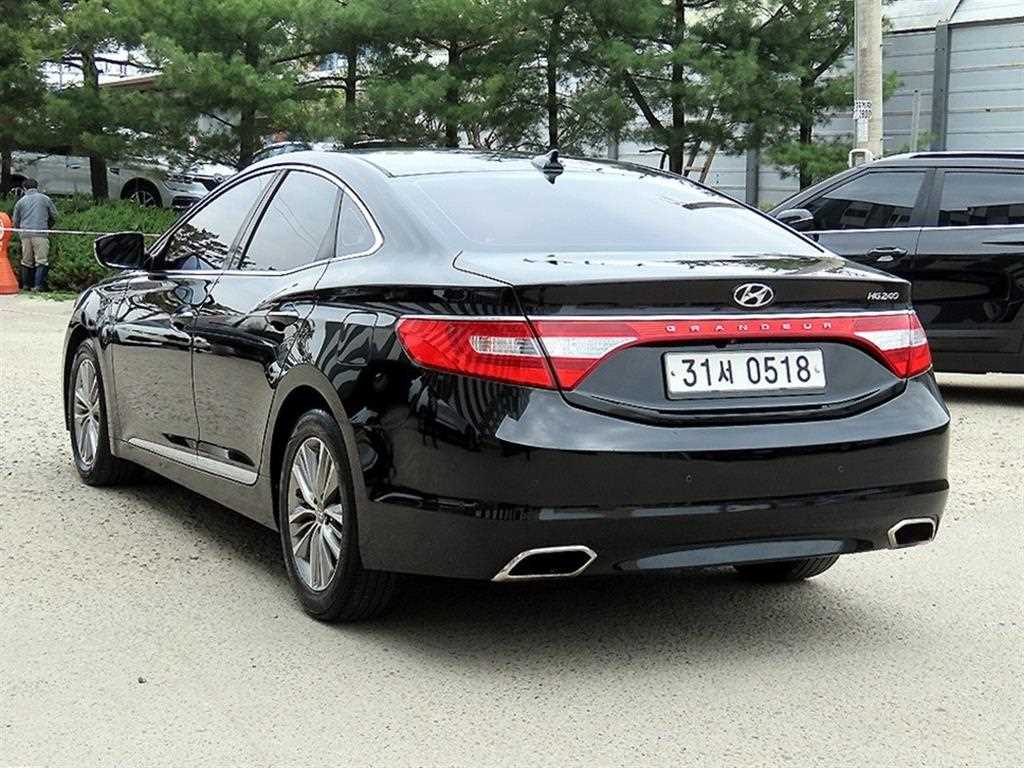 HYUNDAI Grandeur - Vista 3