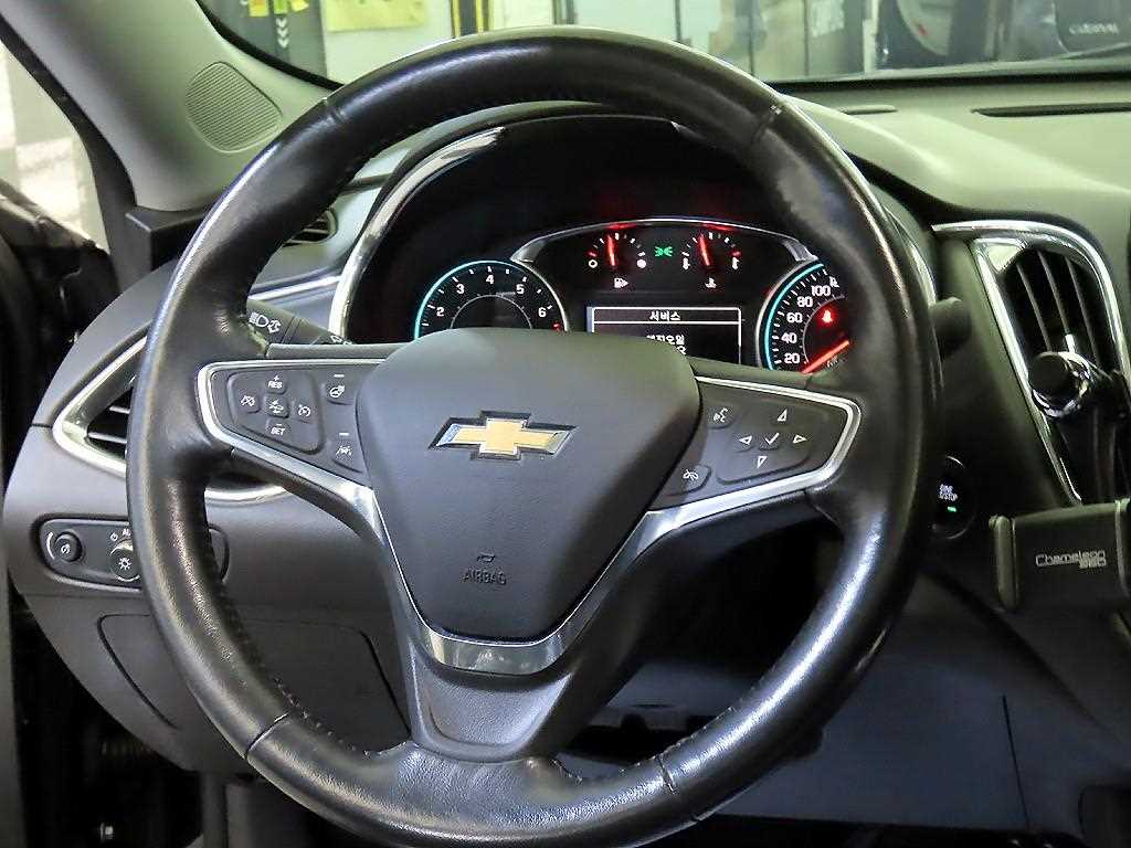 Chevrolet Malibu - Vista 8