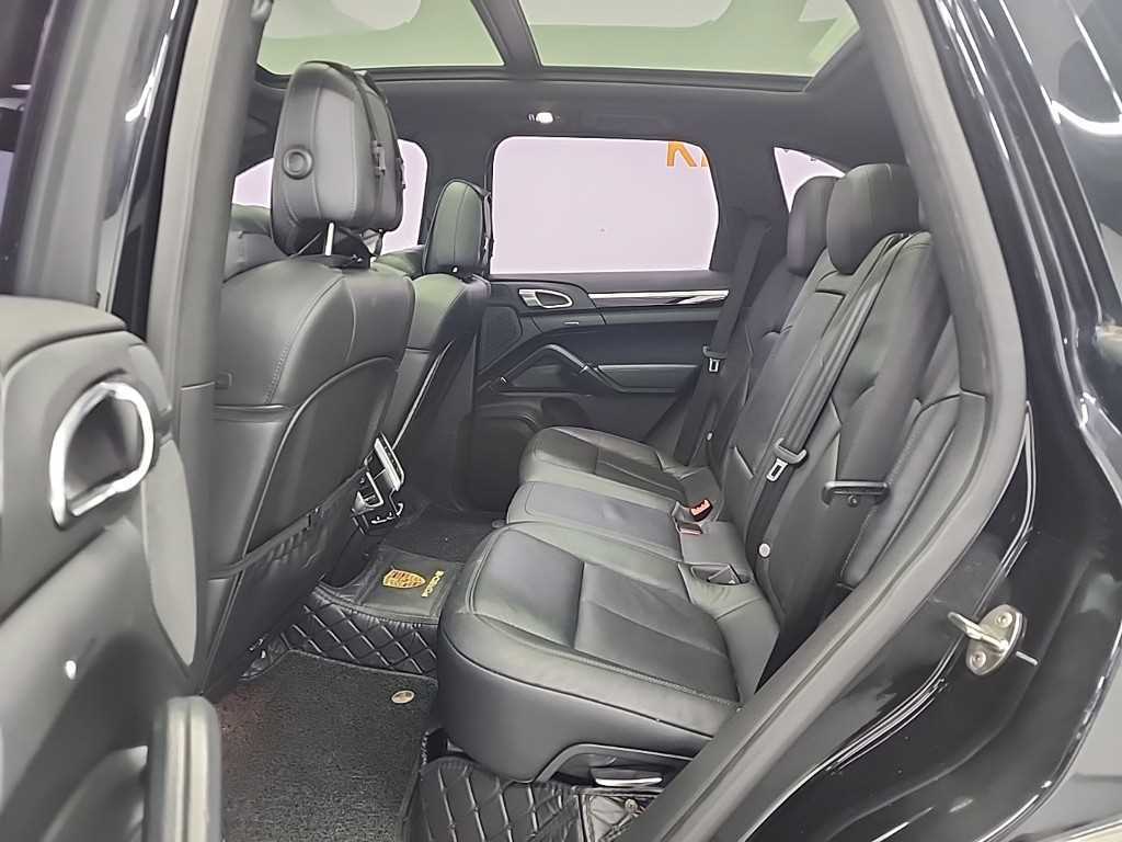 Porsche Cayenne - Vista 12