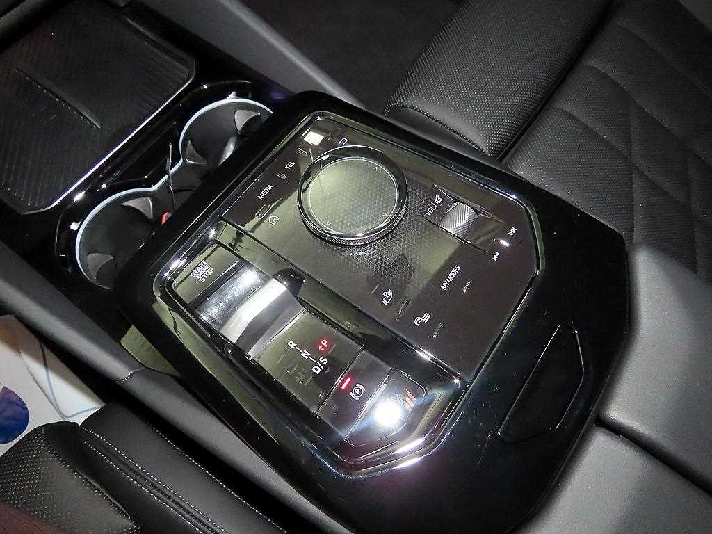 BMW 5 Series - Vista 12