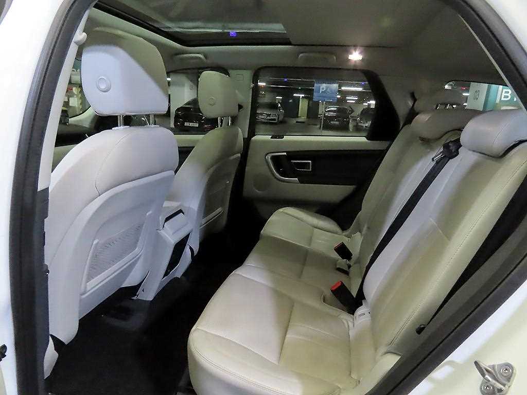 Land Rover Discovery Sports - Vista 7