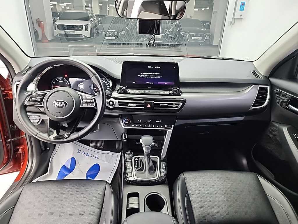 KIA Seltos - Vista 7