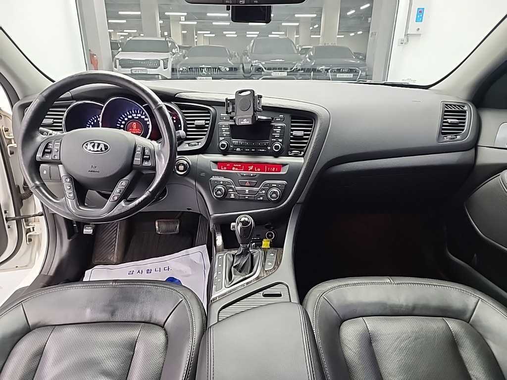 KIA K5 - Vista 7