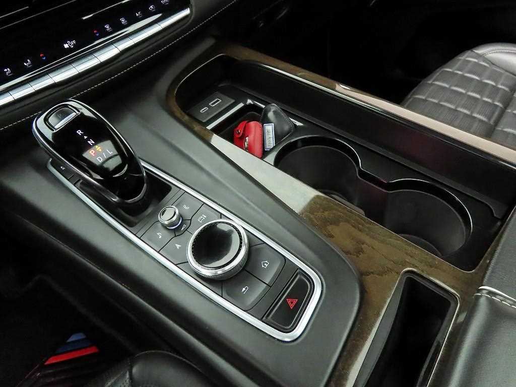 Cadillac Escalade - Vista 10