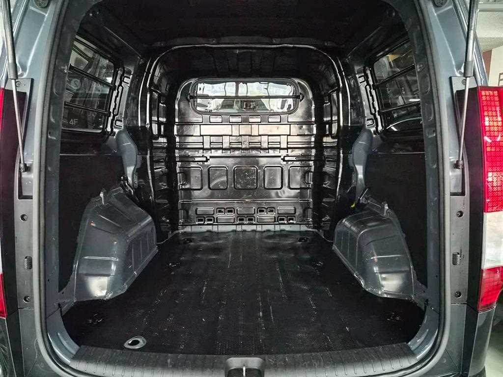HYUNDAI Staria 2022 Gris - Importación desde Corea - HF Imports Iquique - Foto 16