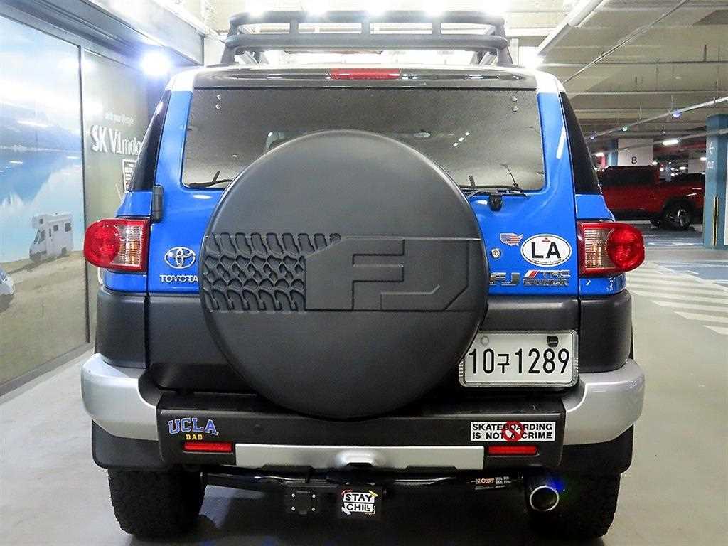 Toyota FJ Cruiser - Vista 5
