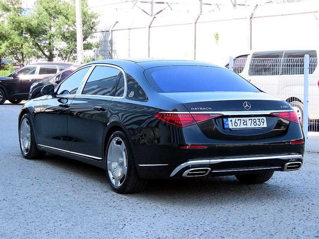 Mercedes Benz S Class - Vista 3