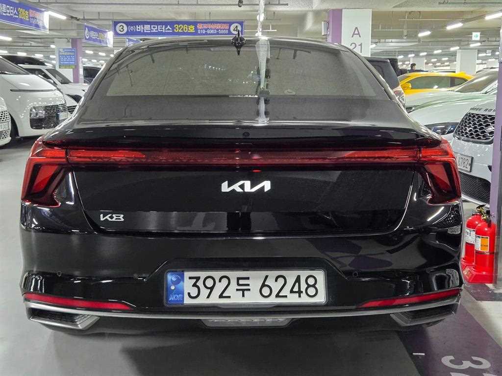 KIA K8 - Vista 5