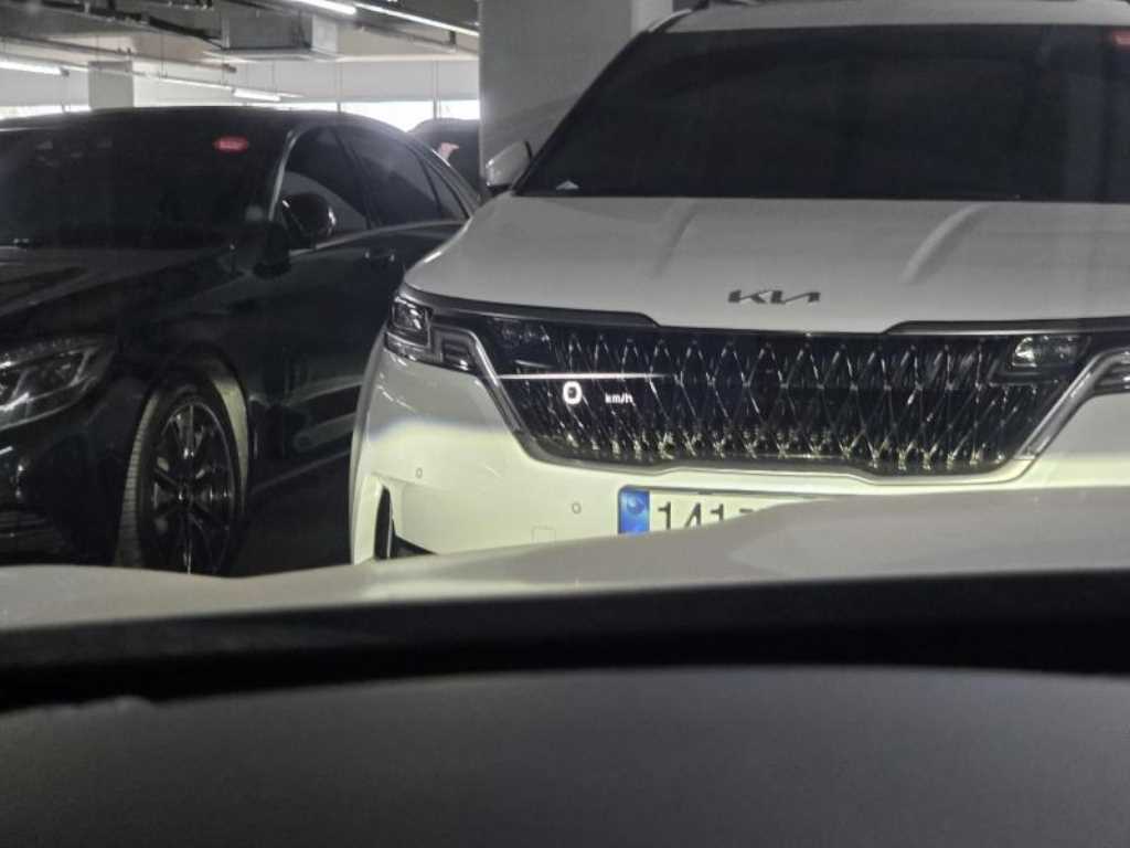 KIA K9 - Vista 5